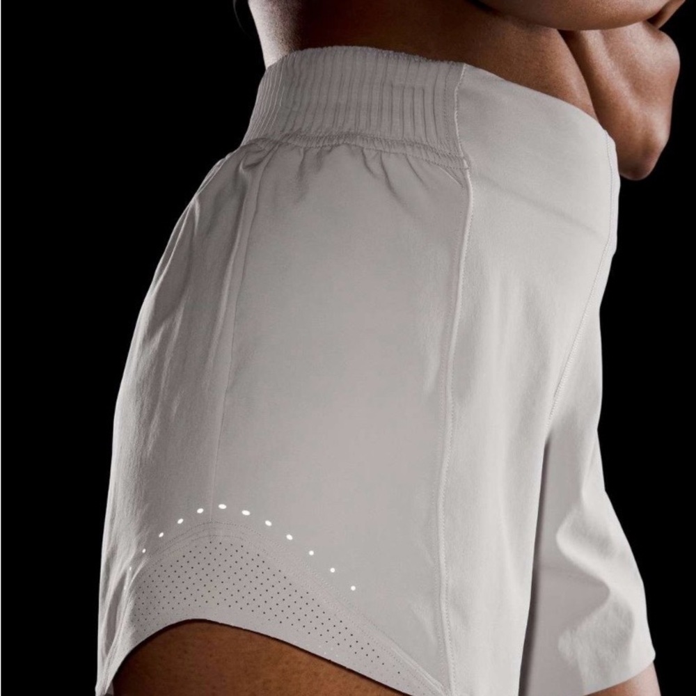 Lululemon Hotty Hot High-Rise Short 4" *Special Edition